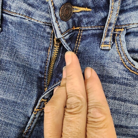 Abercrombie & Fitch Jeans Womens 24 Medium Wash Stretch Low Rise Skinny - Picture 2 of 12